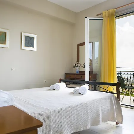 Lägenhet Irena & Svoronata