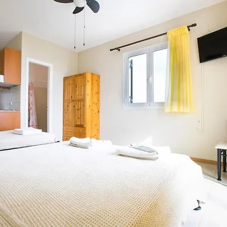 Irena Studios & Apartments Daire Svoronata