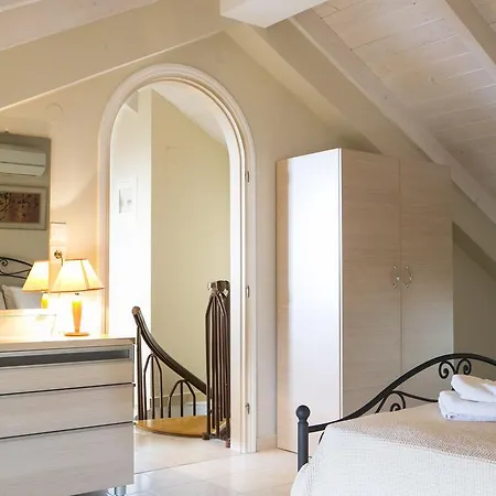 Irena Studios & Apartments