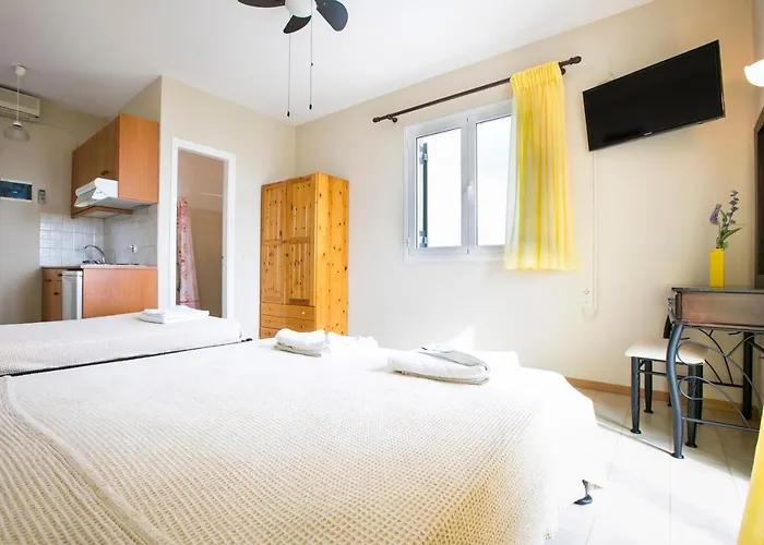 Irena & Apartament Svoronata